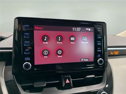 Used 2022 Toyota Corolla LE image 19
