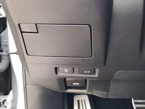 Used 2023 Lexus ES 350 F Sport w/ Accessory Package (Z2) FWD image 21