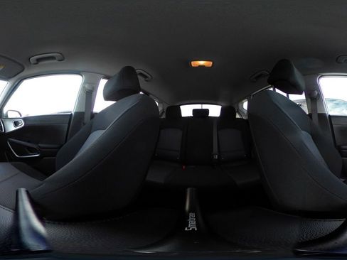 Used 2025 Kia Soul LX w/ LX Technology Package image 40