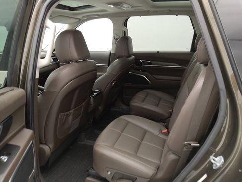 Used 2021 Kia Telluride SX AWD/4WD image 18
