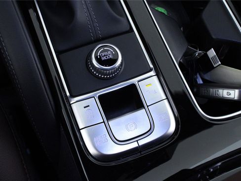 Used 2024 Kia Telluride SX FWD image 32