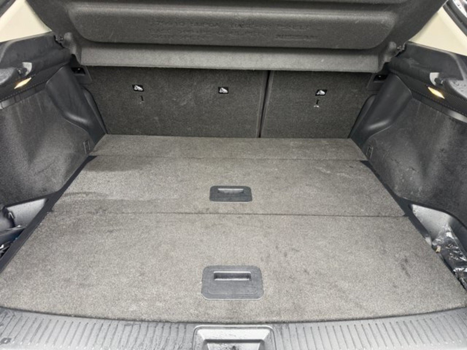 Used 2024 Nissan Ariya FWD image 19