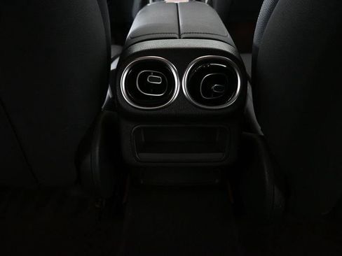 Certified 2025 Mercedes-Benz GLC 350e 4MATIC image 18