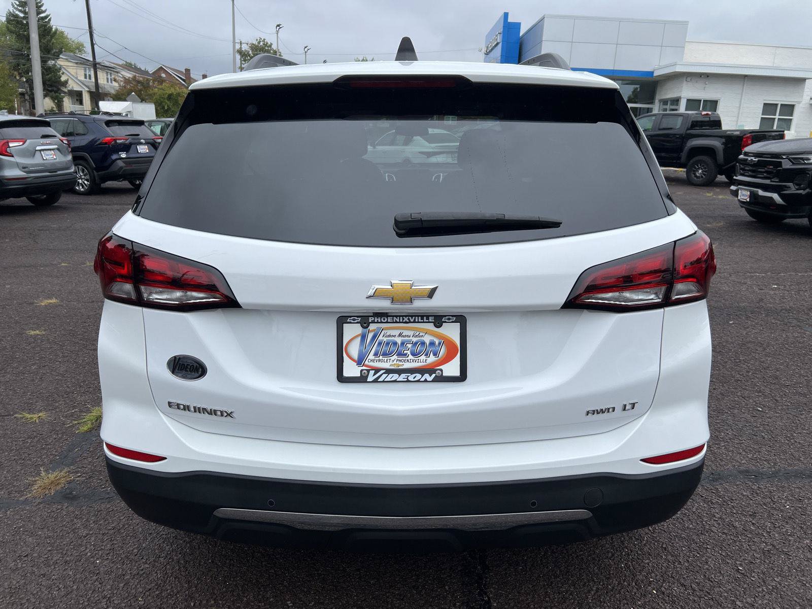 Used 2024 Chevrolet Equinox LT AWD/4WD image 6