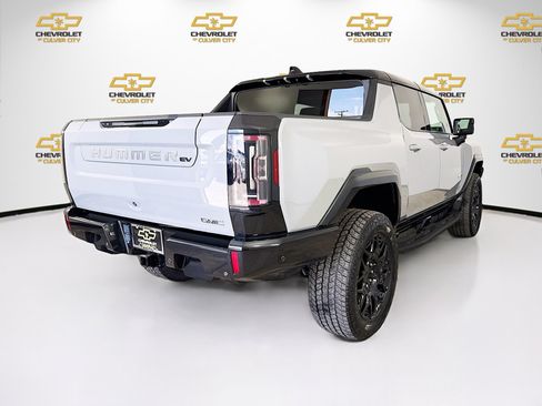 Used 2025 GMC Hummer EV 2X AWD/4WD image 8