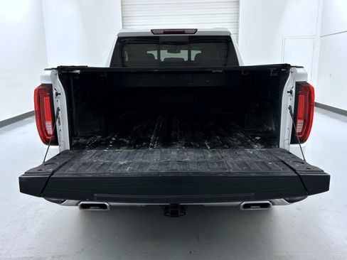 Used 2021 GMC Sierra 1500 SLT w/ SLT Premium Package AWD/4WD image 22