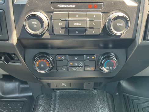Used 2022 Ford F350 XL w/ STX Appearance Package AWD/4WD image 22