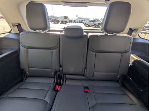 New 2026 Ford Expedition Active image 26