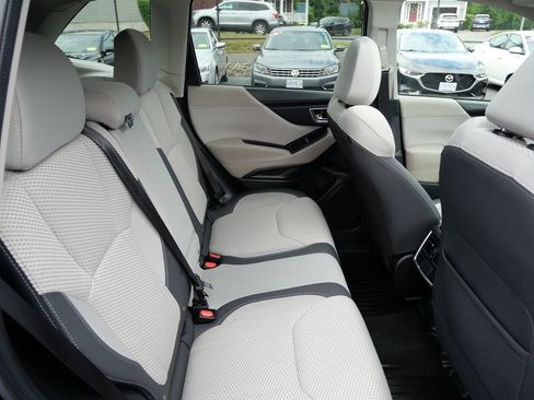 Used 2020 Subaru Forester Premium AWD/4WD image 30
