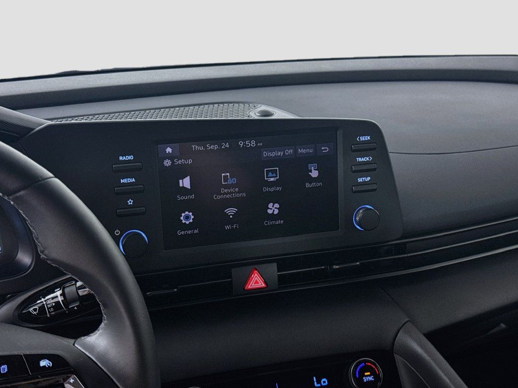 Certified 2026 Hyundai Elantra Sport FWD image 32