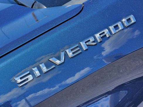 Used 2020 Chevrolet Silverado 1500 LT w/ Texas Edition RWD image 12