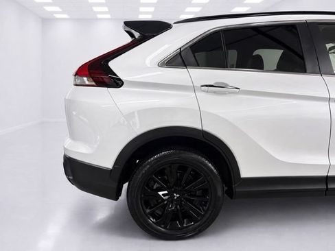 Used 2025 Mitsubishi Eclipse Cross AWD image 6