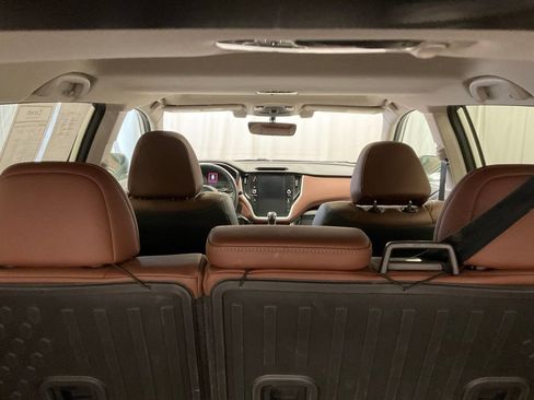 Used 2021 Subaru Outback Touring AWD/4WD image 28