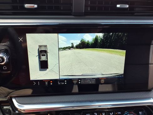 Used 2025 GMC Sierra 2500 Denali w/ Denali Reserve Package AWD/4WD image 21