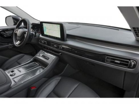 New 2026 Lincoln Aviator AWD image 17