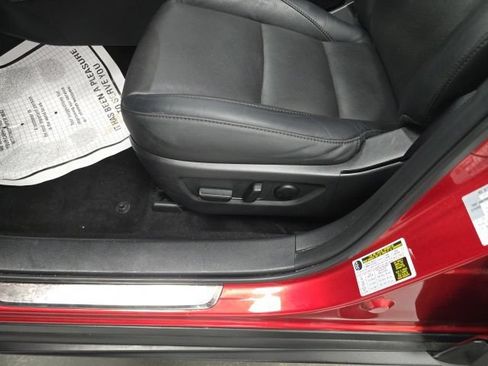 Used 2025 MAZDA CX-30 AWD 2.5 S w/ Premium Package image 16