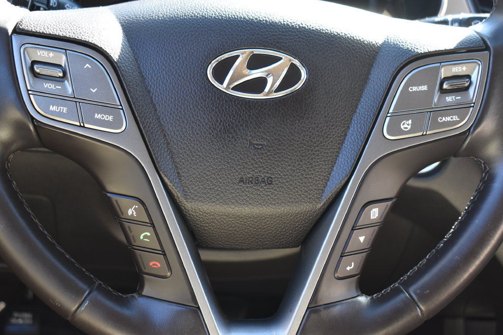 Used 2014 Hyundai Santa Fe Limited AWD/4WD image 18