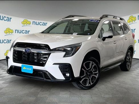 Used 2023 Subaru Ascent Limited AWD/4WD image 3