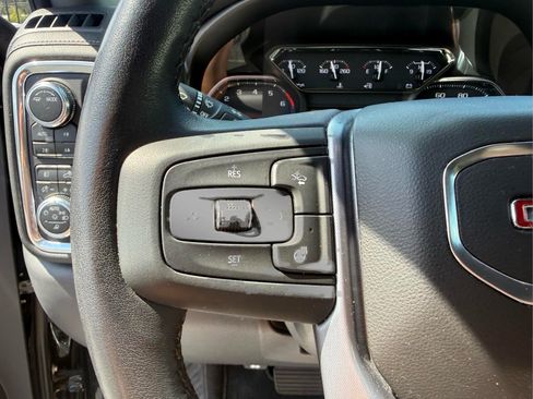 Used 2021 GMC Sierra 1500 SLT w/ SLT Premium Plus Package AWD/4WD image 31