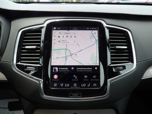 Certified 2024 Volvo XC90 T8 Ultimate AWD/4WD image 22