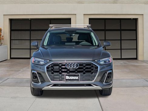 Used 2023 Audi Q5 2.0T Premium Plus w/ Premium Plus Package AWD/4WD image 6
