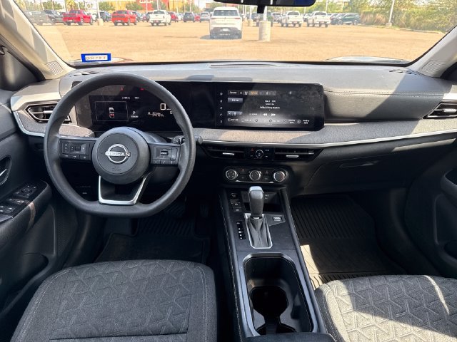 Certified 2025 Nissan Kicks SV AWD/4WD image 13