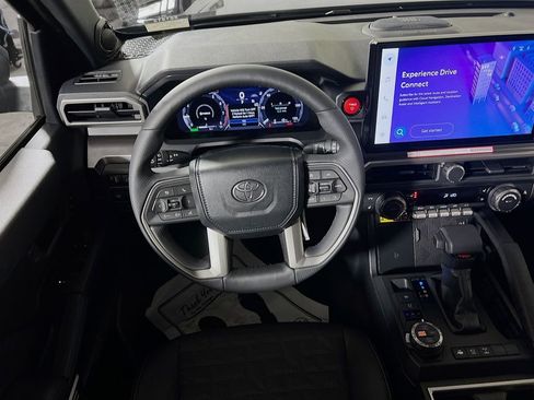 New 2026 Toyota 4Runner TRD Off-Road Premium AWD/4WD image 18