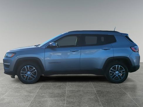 Used 2020 Jeep Compass Latitude w/ Popular Equipment Group image 2