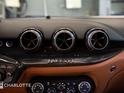 Used 2014 Ferrari F12 Berlinetta RWD image 27