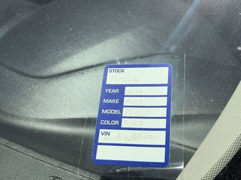Used 2019 Ford Fusion SE FWD image 6
