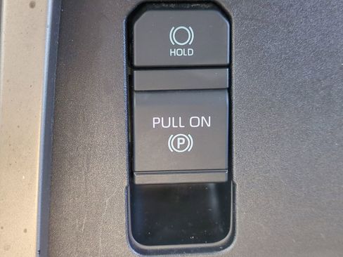 Used 2022 Toyota Tundra SR5 w/ SR5 Convenience Package image 26