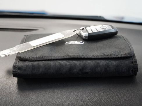 Used 2019 Ford Fusion Energi Titanium image 34