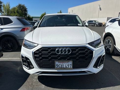 Used 2023 Audi Q5 2.0T Premium Plus w/ Premium Plus Package AWD/4WD image 2