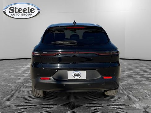 Used 2024 Dodge Hornet GT image 4