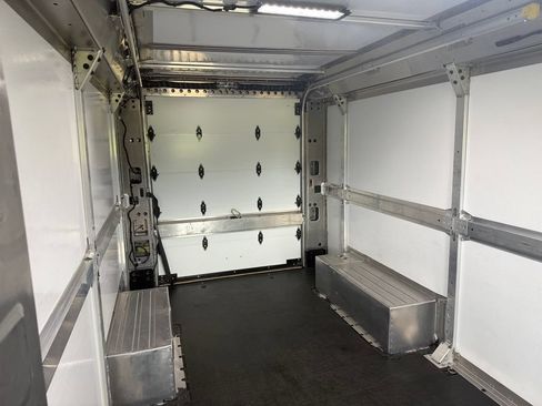 Used 2024 Chevrolet Brightdrop 600 w/ Commercial Equipment Package AWD/4WD image 21