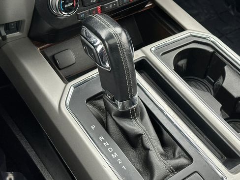 Used 2015 Ford F150 Lariat w/ Equipment Group 502A Luxury image 23