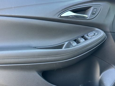 Used 2023 Buick Encore GX Preferred w/ Cold Weather Comfort Package FWD image 11