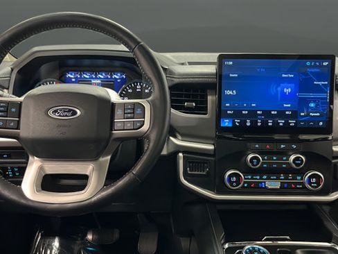 Used 2024 Ford Expedition Max XLT AWD/4WD image 11