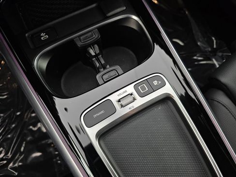 Certified 2025 Mercedes-Benz GLA 250 image 21