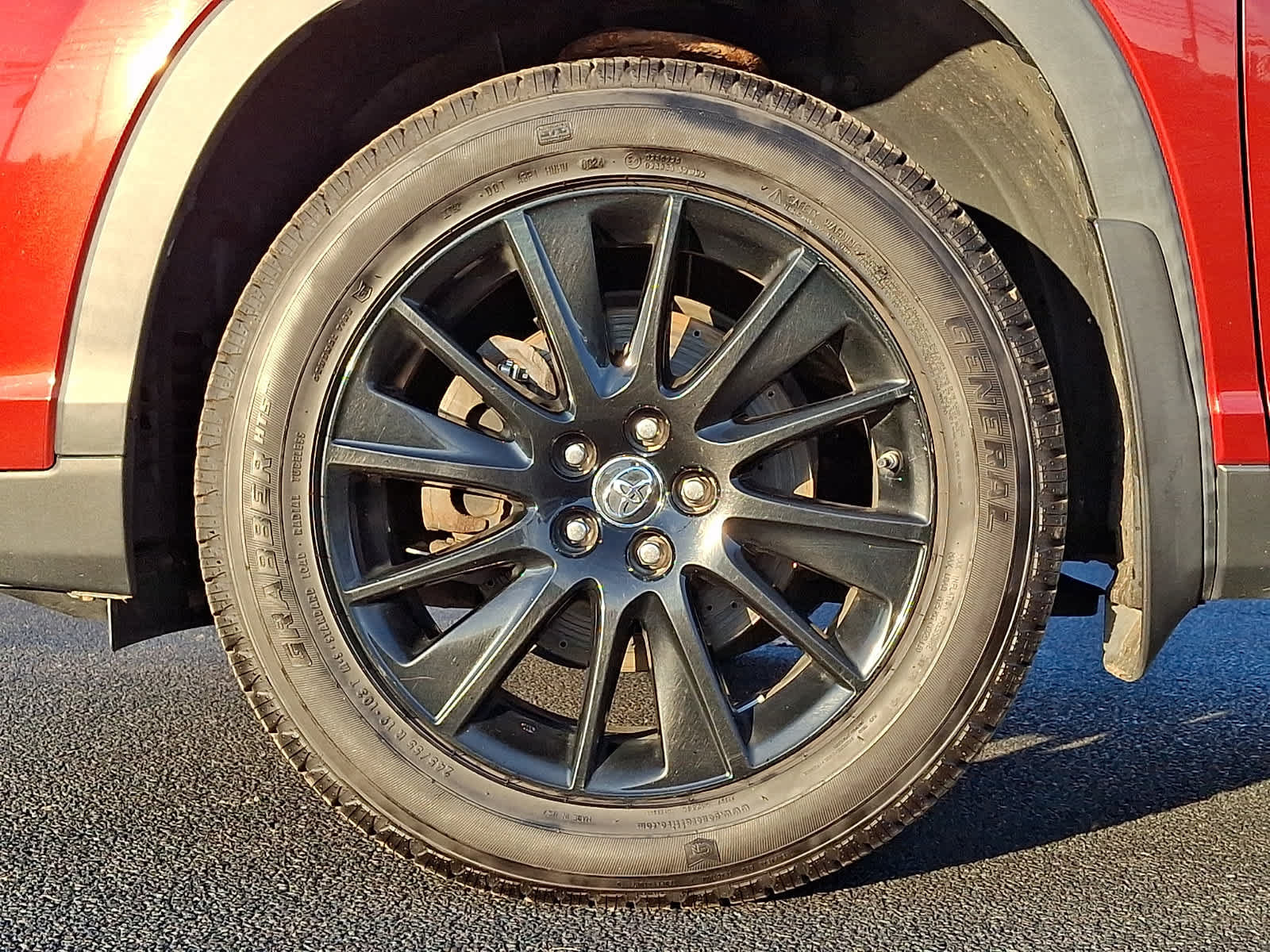 Used 2019 Toyota Highlander SE AWD/4WD image 10