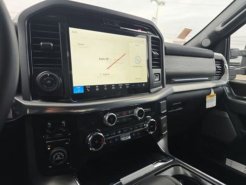 New 2025 Ford F150 Lariat w/ Equipment Group 501A Mid image 26