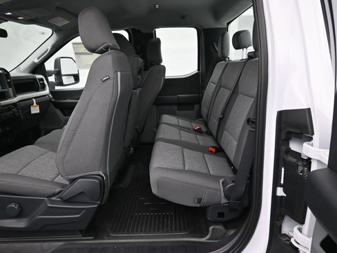 New 2026 Ford F350 XL w/ FX4 Off-Road Package AWD/4WD image 15