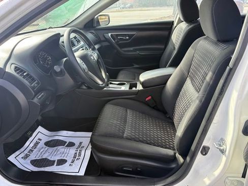 Used 2016 Nissan Altima 2.5 S w/ Power Driver Seat Package image 8