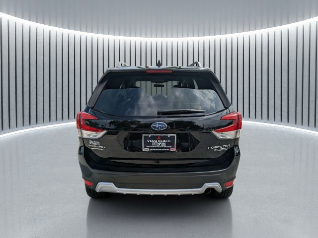 Used 2022 Subaru Forester Touring AWD/4WD image 5