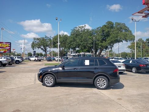 Used 2020 Volkswagen Tiguan S FWD image 2