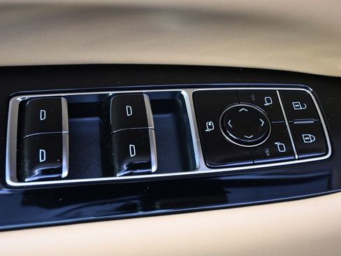 New 2025 Cadillac Escalade IQ Luxury 2 AWD/4WD image 24