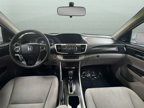 Used 2013 Honda Accord EX image 9