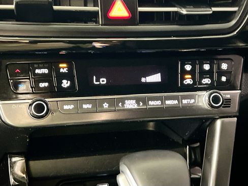 Used 2024 Kia Seltos S AWD/4WD image 26