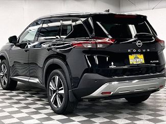 Used 2023 Nissan Rogue Platinum w/ Platinum Premium Package video 2