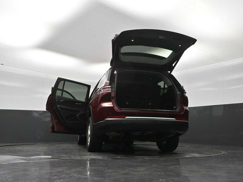 Used 2022 Jeep Grand Cherokee L Laredo w/ Luxury Tech Group I AWD/4WD image 81
